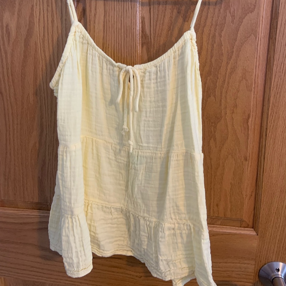 NEVER WORN BEFORE- Old navy top